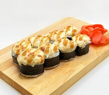 Запеченный ролл с креветкой