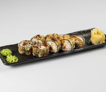 Жареный ролл с угрем и курицей