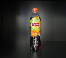 Чай холодный черный Lipton Персик