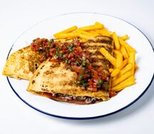 Кесадилья с курицей