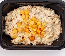 Каша овсяная с яблоками