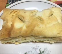 Рыбный пирог с сайрой