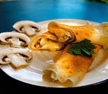 Блины с сыром и грибами