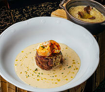 Стейк Surf and Turf с креветками
