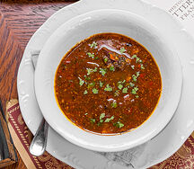 Харчо с бараниной и кинзой