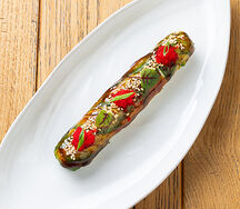 Тартар из краба, авокадо, тобико