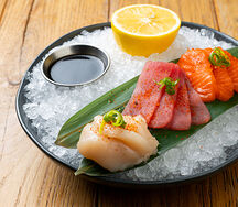 Ассорти сашими Лосось, тунец, гребешок