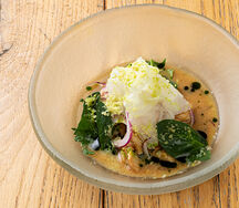 Хе из судака, яблоко, дайкон, красный лук