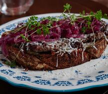 Сэндвич-клаб с бифштексом 