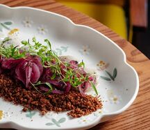 Селедочка на бородинской крошке