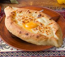 Хачапури по-аджарски