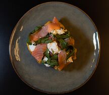 Вафля из батата с лососем