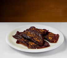 Вяленая мраморная говядина в азиатских специях