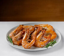 Креветки тигровые, жареные с травами