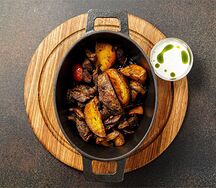 Жареха со свининой