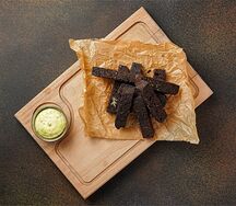 Гренки ржаные с чесноком 