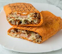 Сырный лаваш со свининой