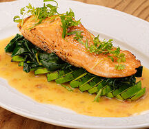 Лосось, авокадо, шпинат