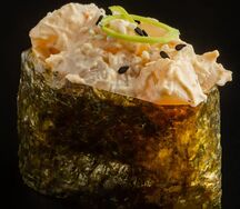 Суши спайси с морским окунем