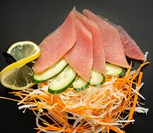 Сашими Тунец