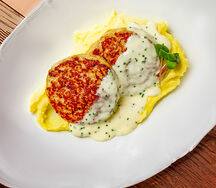 Куриные котлеты с картофельным пюре