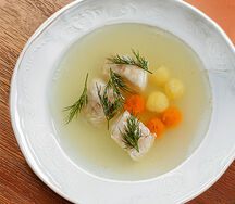 Уха с волжским судаком