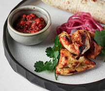 Шашлык из куриного бедра на гриле