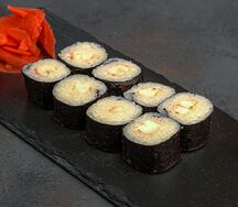 Ролл с креветкой