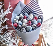 Клубничный букет Северное сияние