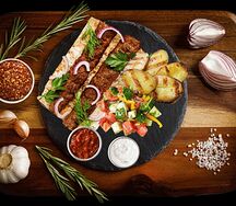 Бизнес-ланч с люля-кебаб