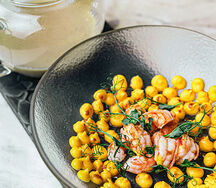 Крем-суп из белых грибов с креветками и кремом из тыквы