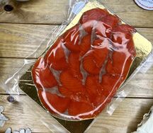 Нарезка слабосоленой рыбы в ассортименте