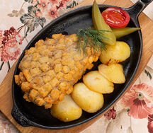 Котлета рубленая по рецепту Пожарского с картофелем подпеченным