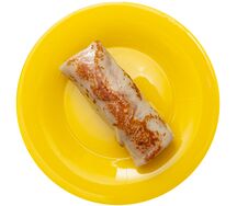 Блинчик с творогом и сметаной