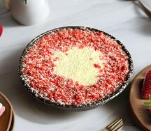 Запеканка творожная с клубничным джемом 