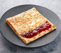 Блинчик с вишнёвым вареньем