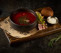Борщ с ростбифом и салом
