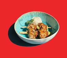 Якитори из куриного бедра c овощами