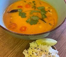 Королевский Том ям с курицей