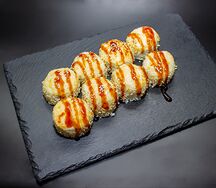 Запечённые роллы с курицей 