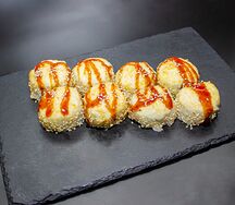 Запечённые роллы с копчёным лососем