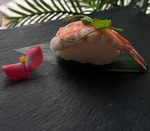 Суши с креветкой 