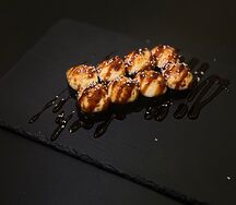 Малые запечённые роллы с крабом 