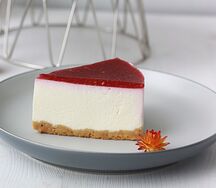 Пирожное Чизкейк с малиной