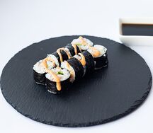 Ролл с креветкой