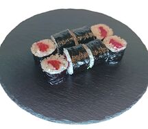 Ролл с тунцом