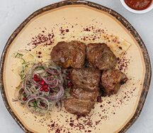 Мякоть ягнёнка по-кавказски