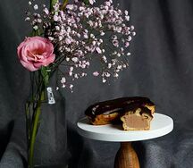 Эклер Шоколадный