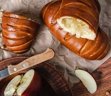 Пирожок Бабушкин со свежим Яблоком