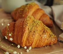 Круассан Фисташковый